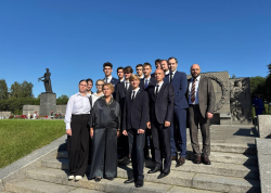 Школа 619 почтила память героев блокады Ленинграда